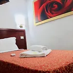 Star Hotell *